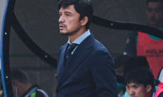 爱游戏:亚泰主帅谢晖下课，在商谈解约事宜，球队11轮1胜中超垫底